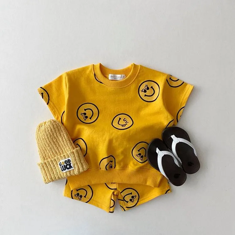 Smiley Print T-Shirt & Shorts Set