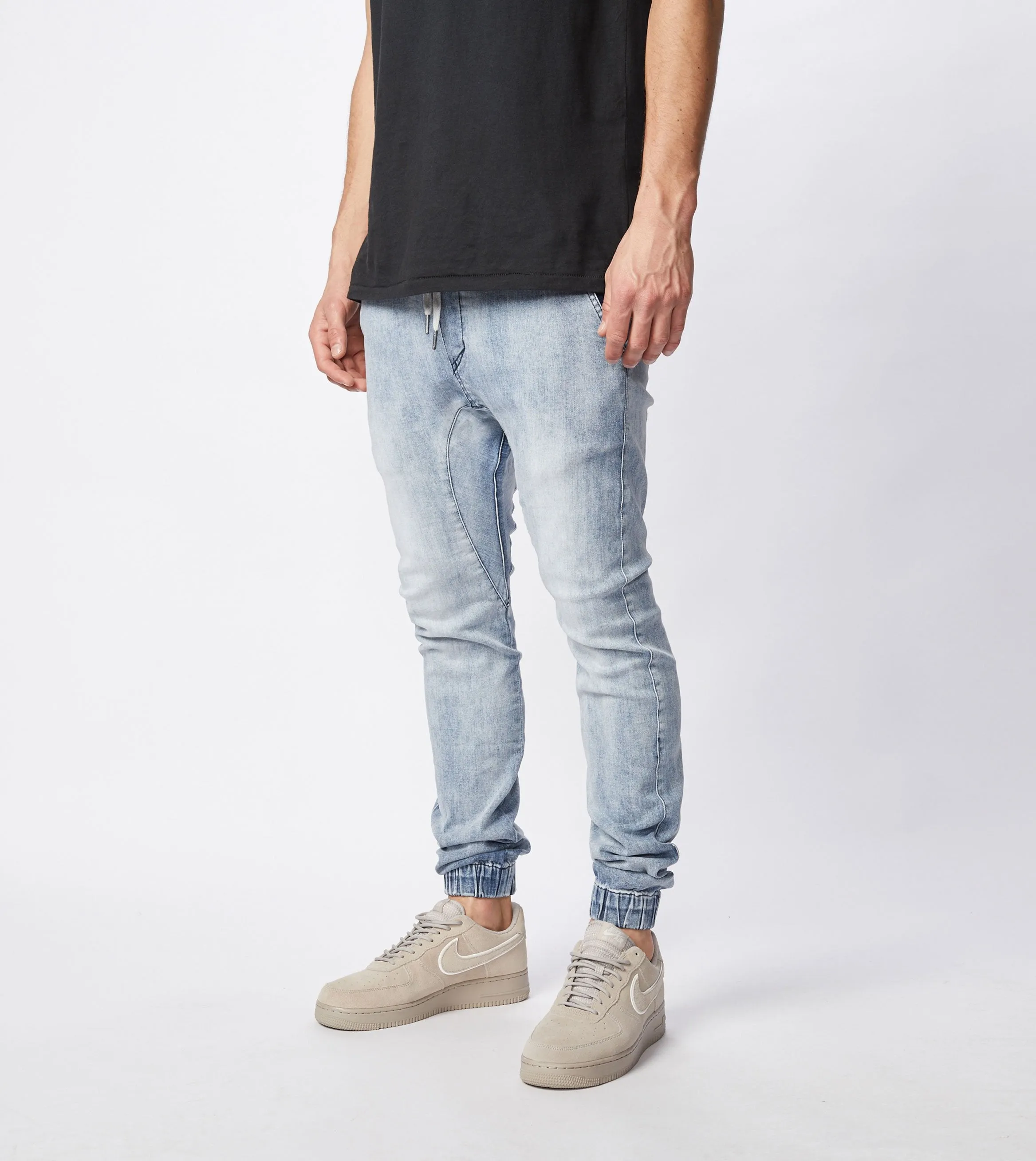 Sureshot Denim Jogger Mid Blue